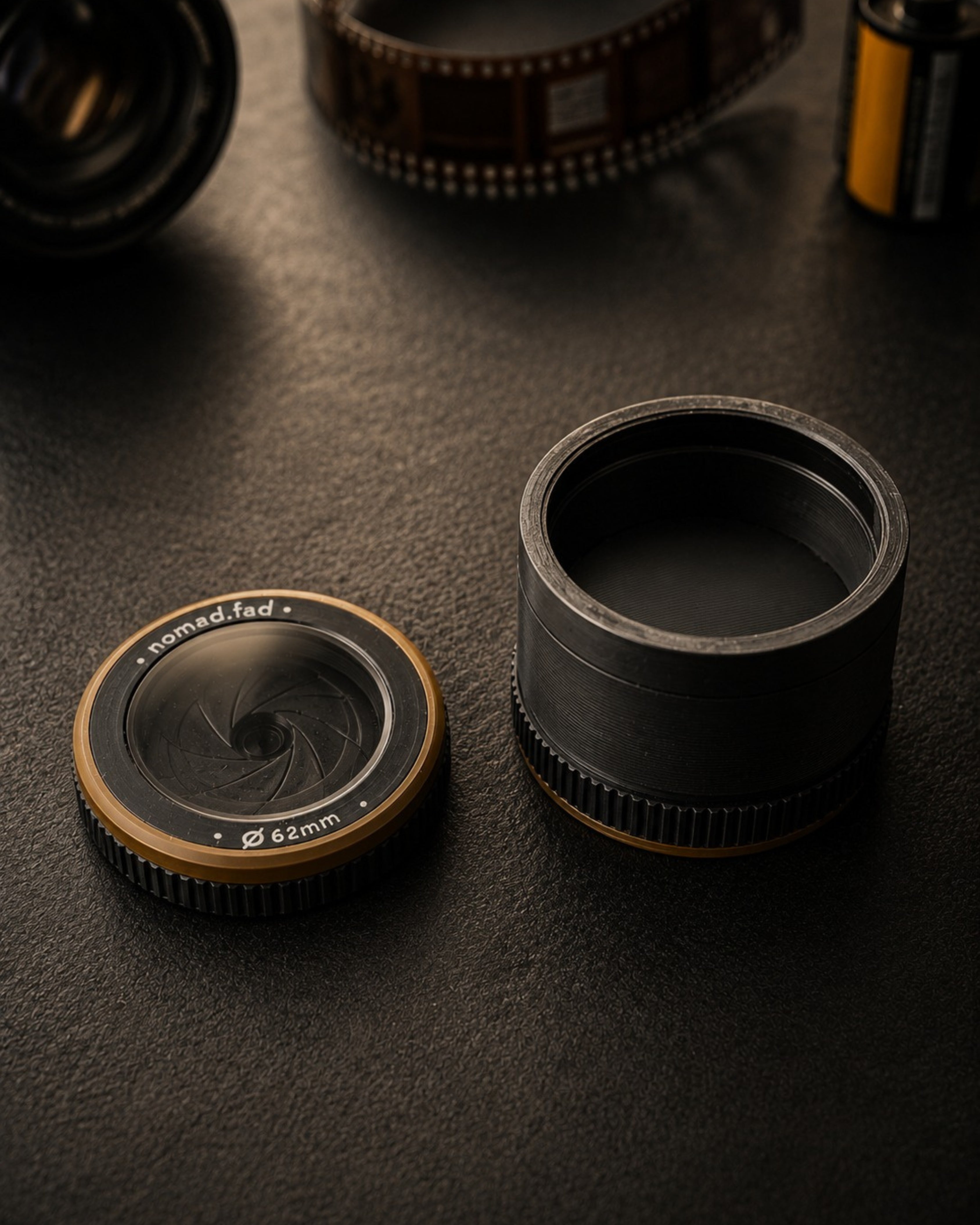 nspired by professional camera lenses, every groove, ring, and texture is designed to replicate the feel of real photography equipment.
