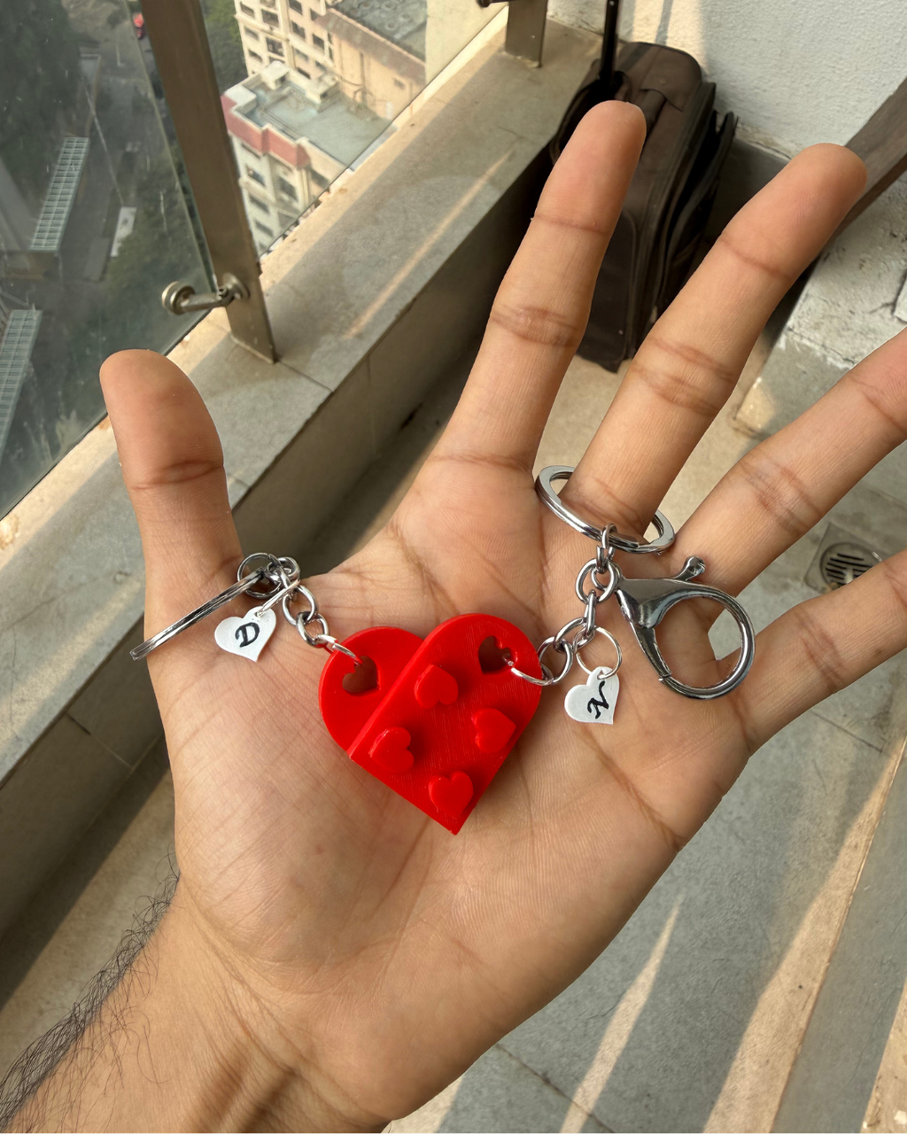 A cute Lego heart keychain designed for couples and gifting. Minimal, aesthetic, and meaningful—perfect for keys, bags, and everyday essentials.
